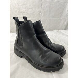 Divided H&M Black combat boot size 7